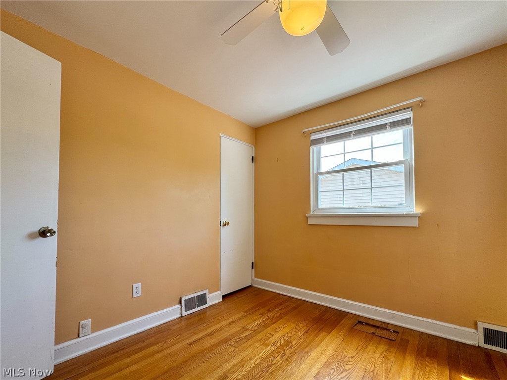 COUNTRY CLUB - Residential