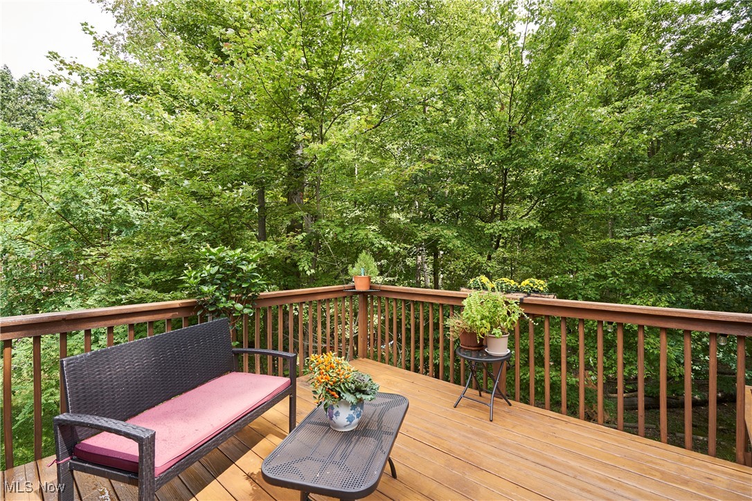 Stow, Ohio 44224, United States, 4 Bedrooms Bedrooms, ,4 BathroomsBathrooms,Residential,Active,210359