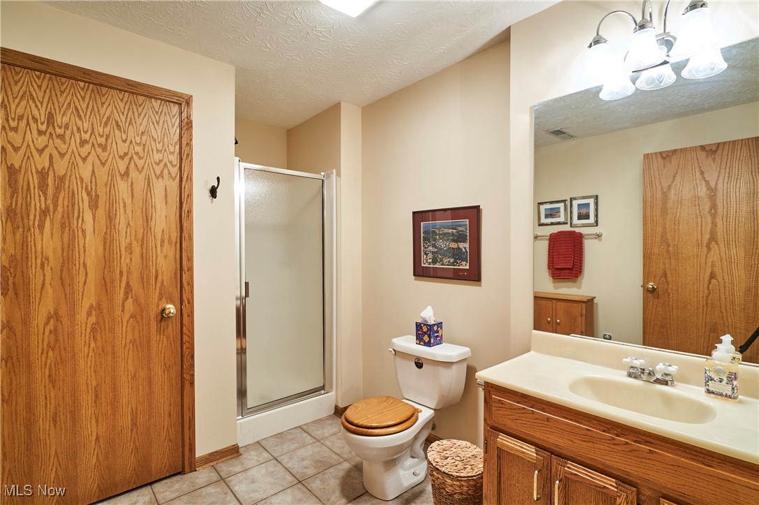 Stow, Ohio 44224, United States, 4 Bedrooms Bedrooms, ,4 BathroomsBathrooms,Residential,Active,210359