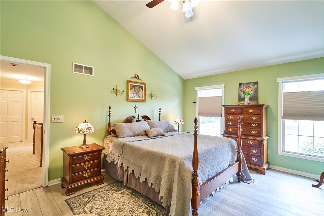 Stow, Ohio 44224, United States, 4 Bedrooms Bedrooms, ,4 BathroomsBathrooms,Residential,Active,210359