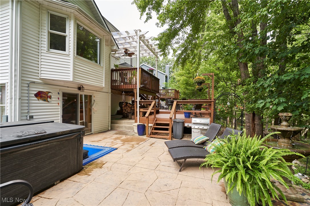 Stow, Ohio 44224, United States, 4 Bedrooms Bedrooms, ,4 BathroomsBathrooms,Residential,Active,210359