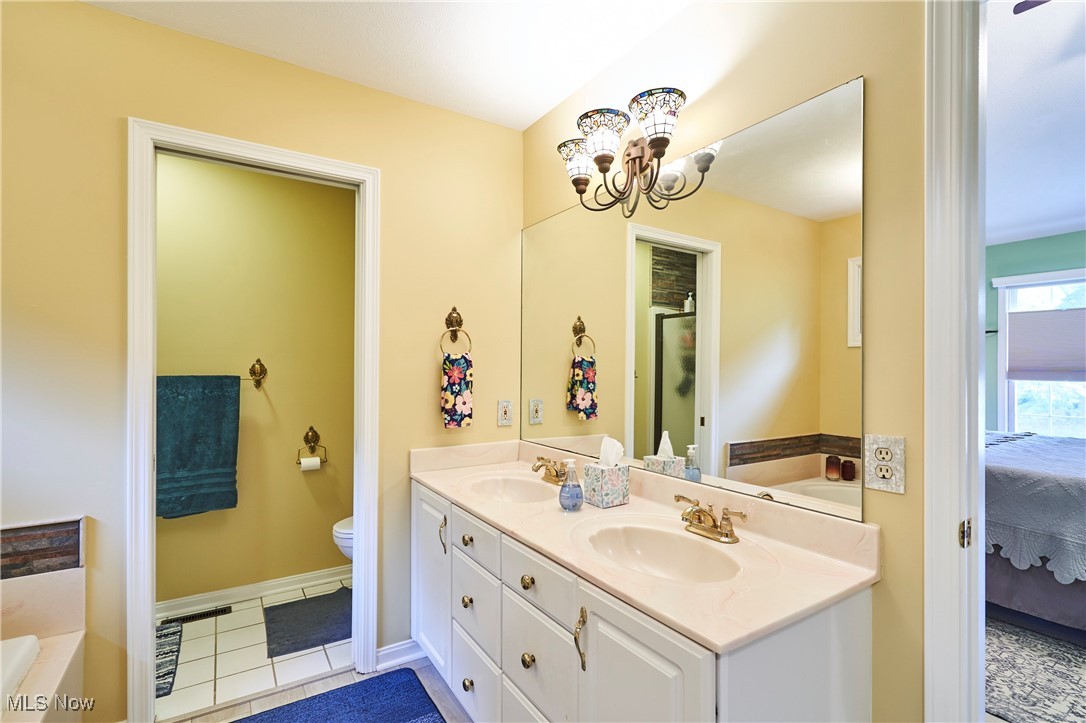 Stow, Ohio 44224, United States, 4 Bedrooms Bedrooms, ,4 BathroomsBathrooms,Residential,Active,210359