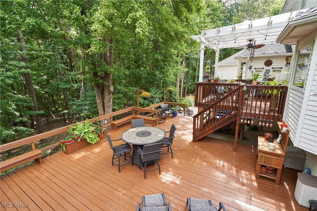 Stow, Ohio 44224, United States, 4 Bedrooms Bedrooms, ,4 BathroomsBathrooms,Residential,Active,210359