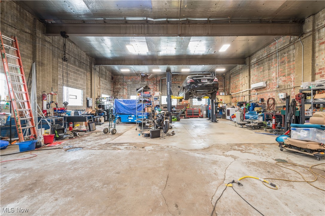 Aurelius Resub - Commercial Sale