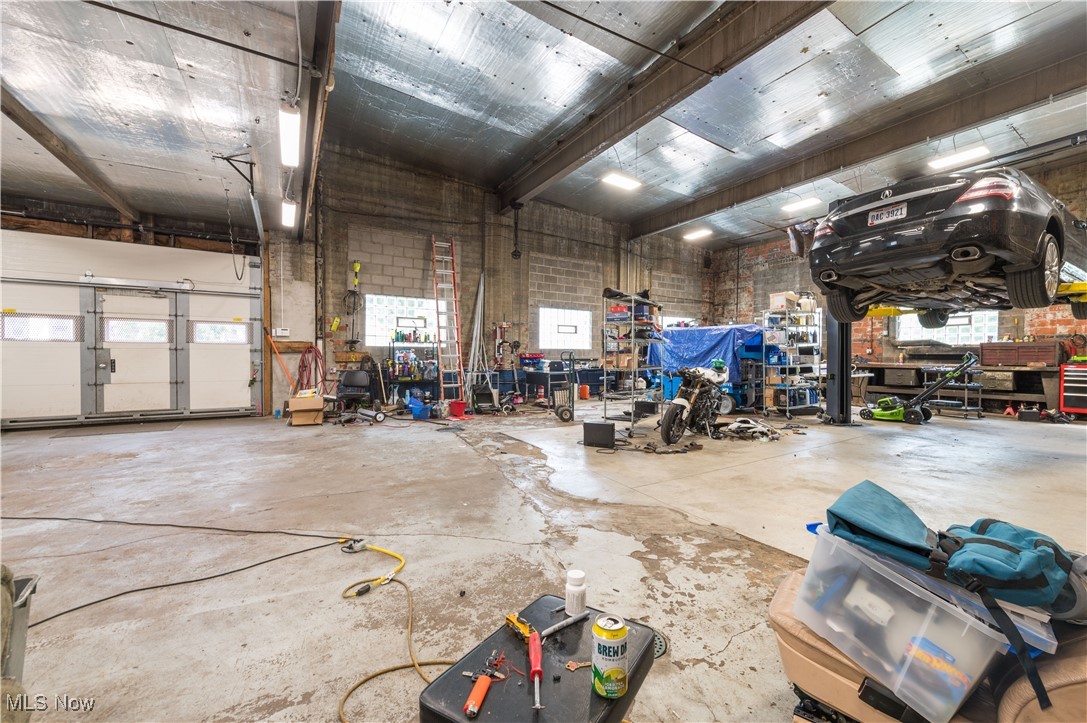 Aurelius Resub - Commercial Sale