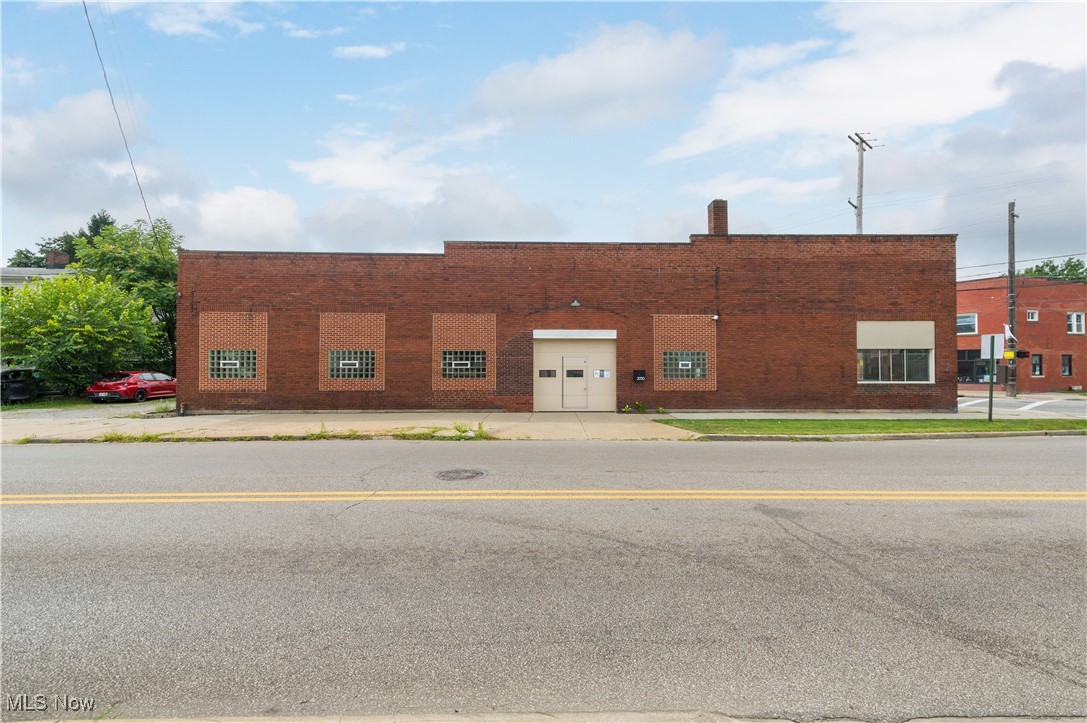 2030 Broadview Road