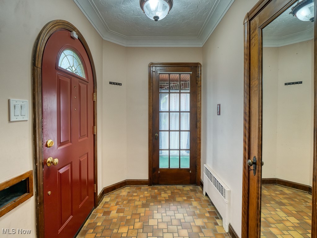 6808 Southington Drive, Parma, Ohio image 6