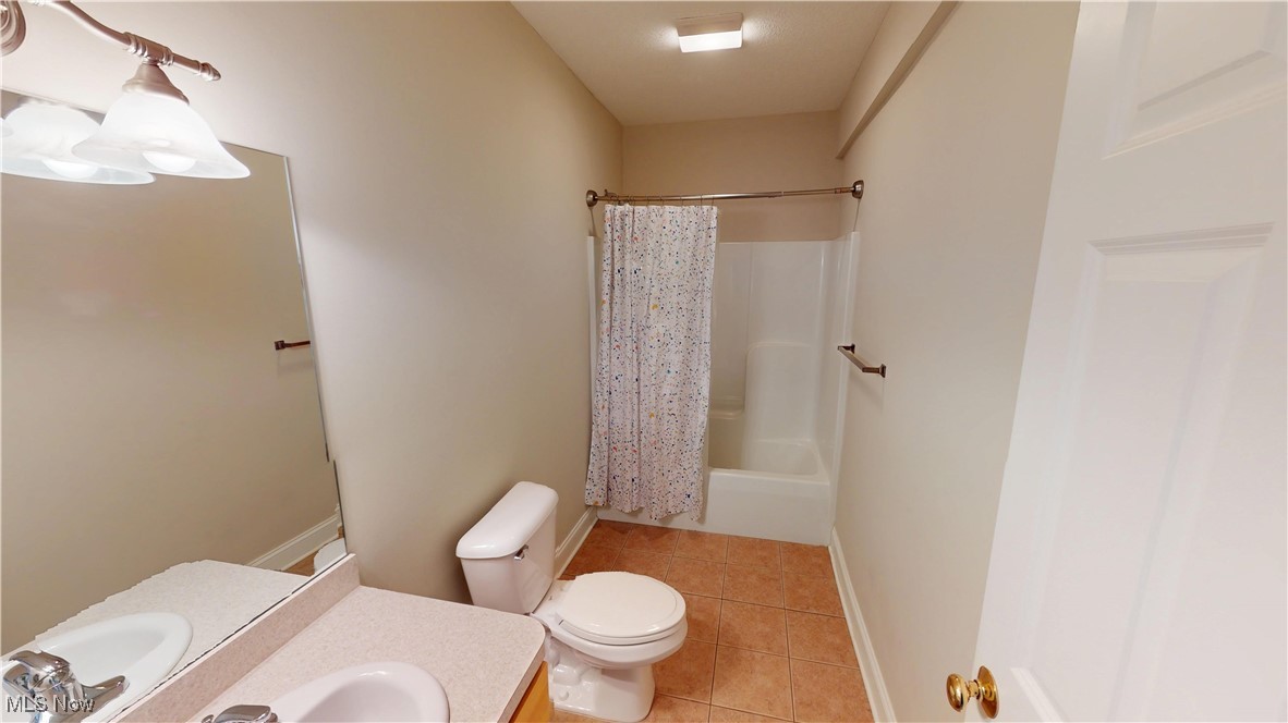 Lakes/Franklin Mills Condo - Residential