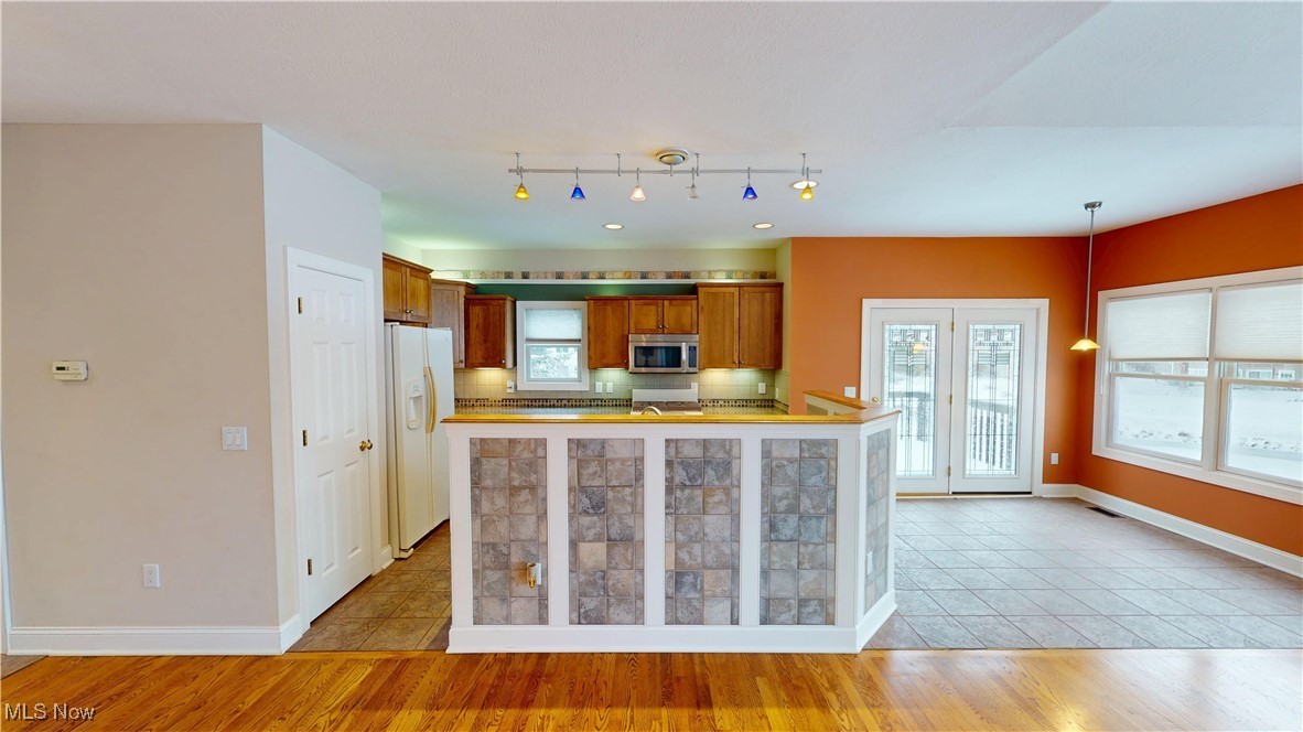 Lakes/Franklin Mills Condo - Residential