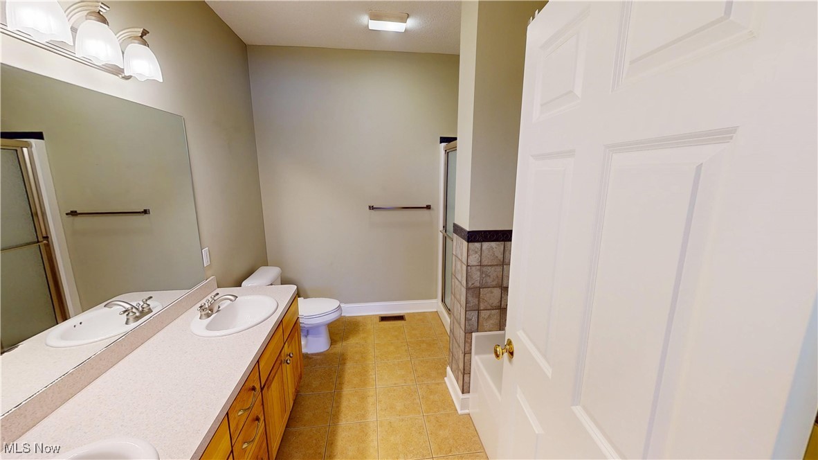 Lakes/Franklin Mills Condo - Residential