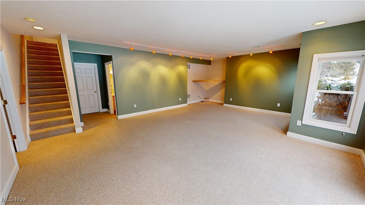 Lakes/Franklin Mills Condo - Residential