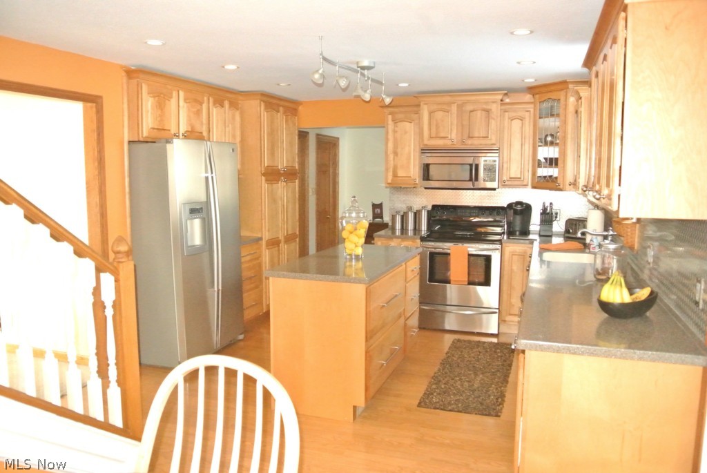 Silver Lake Little Farms - Residential