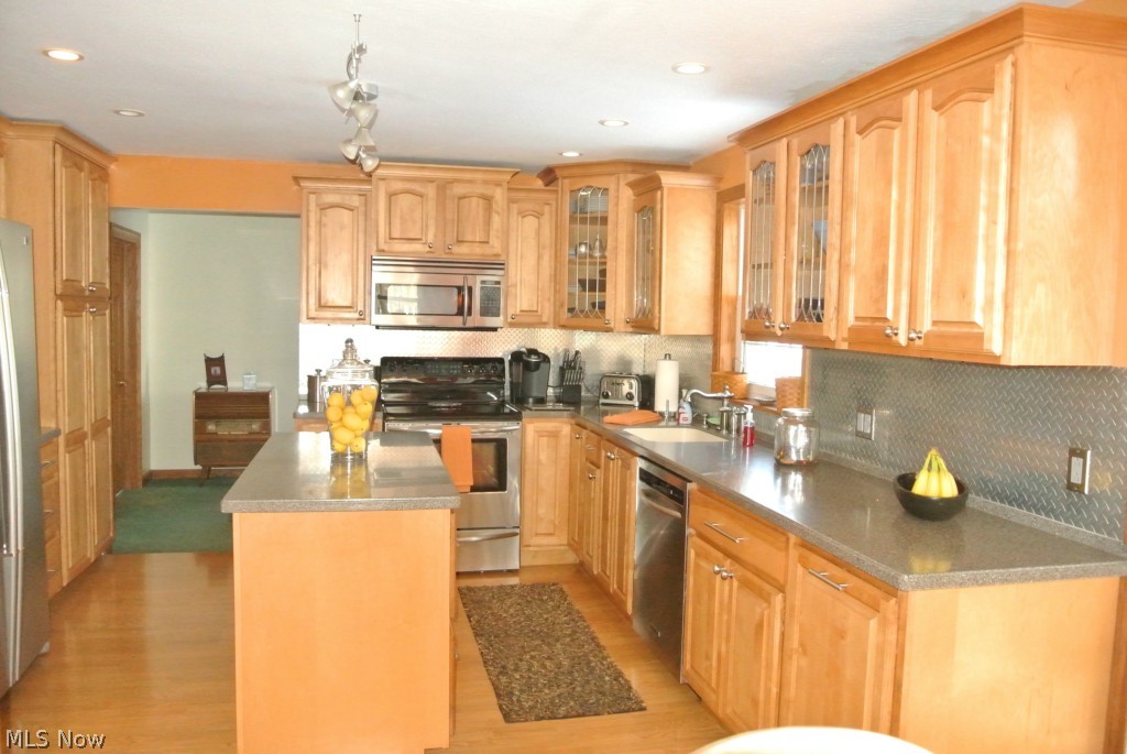 Silver Lake Little Farms - Residential