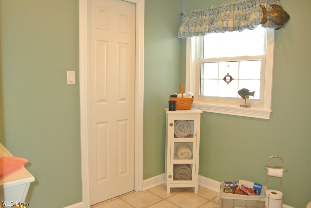 Silver Lake Little Farms - Residential