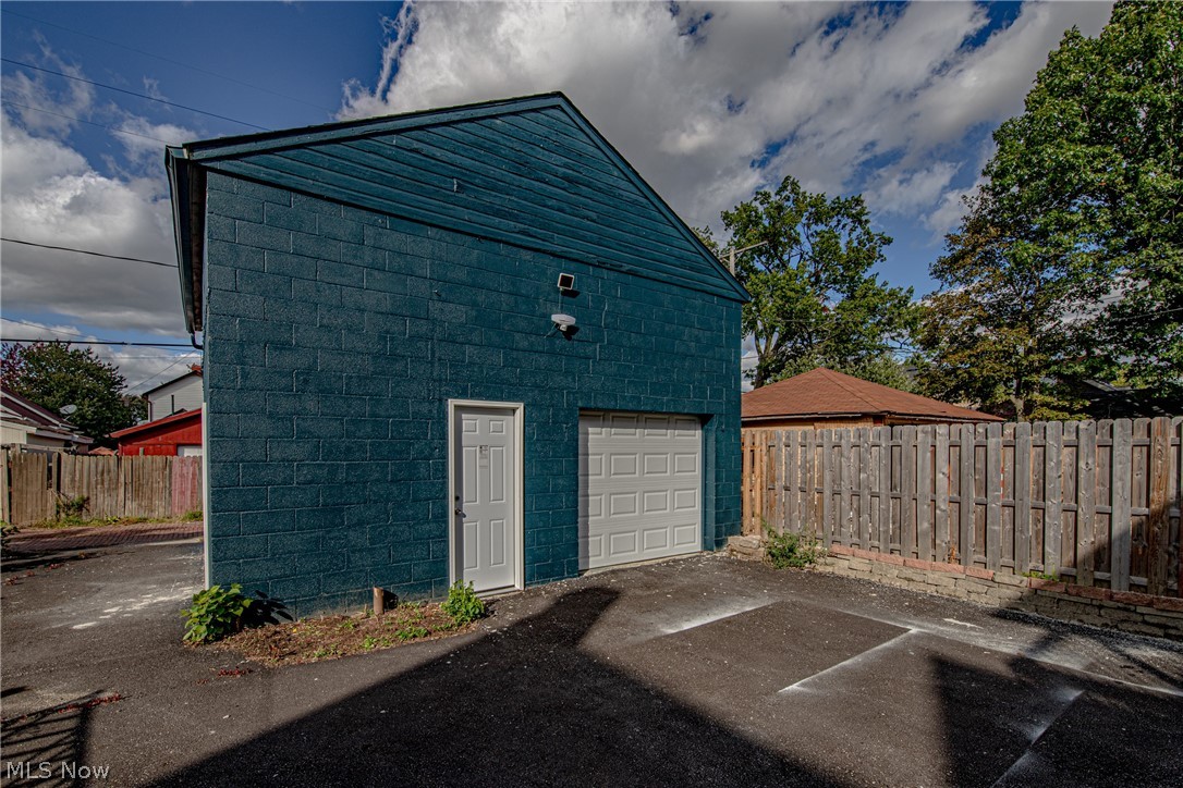 J S Edwards - Residential