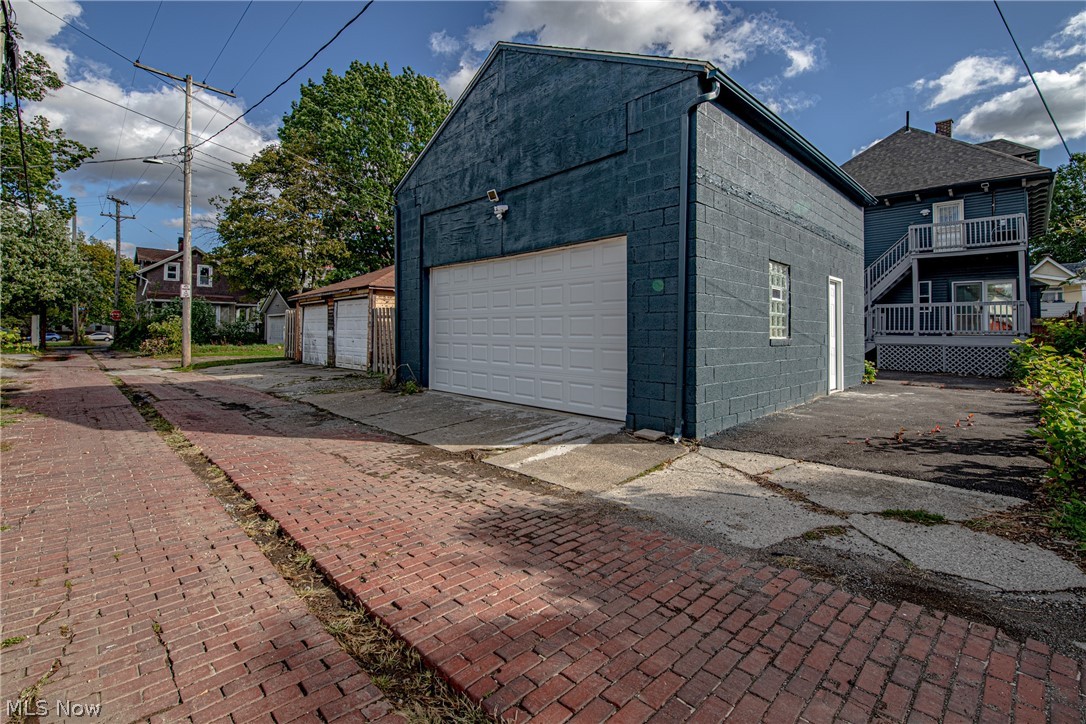 J S Edwards - Residential