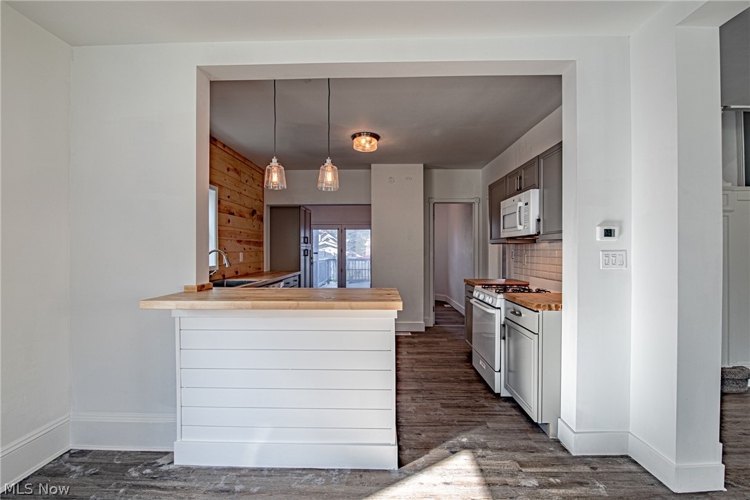 J S Edwards - Residential