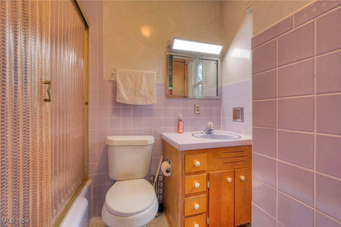 679 Garnette Road, Akron, Ohio image 23