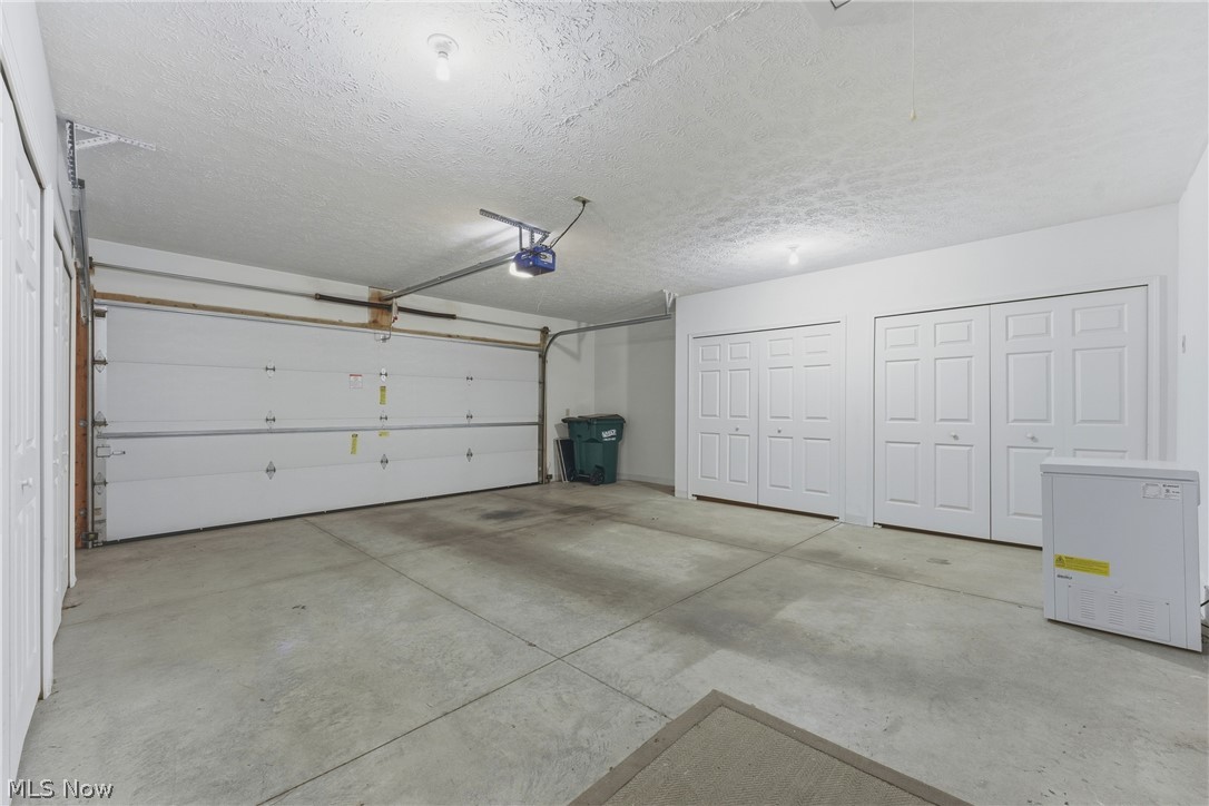 Pebble Chase Condos - Residential