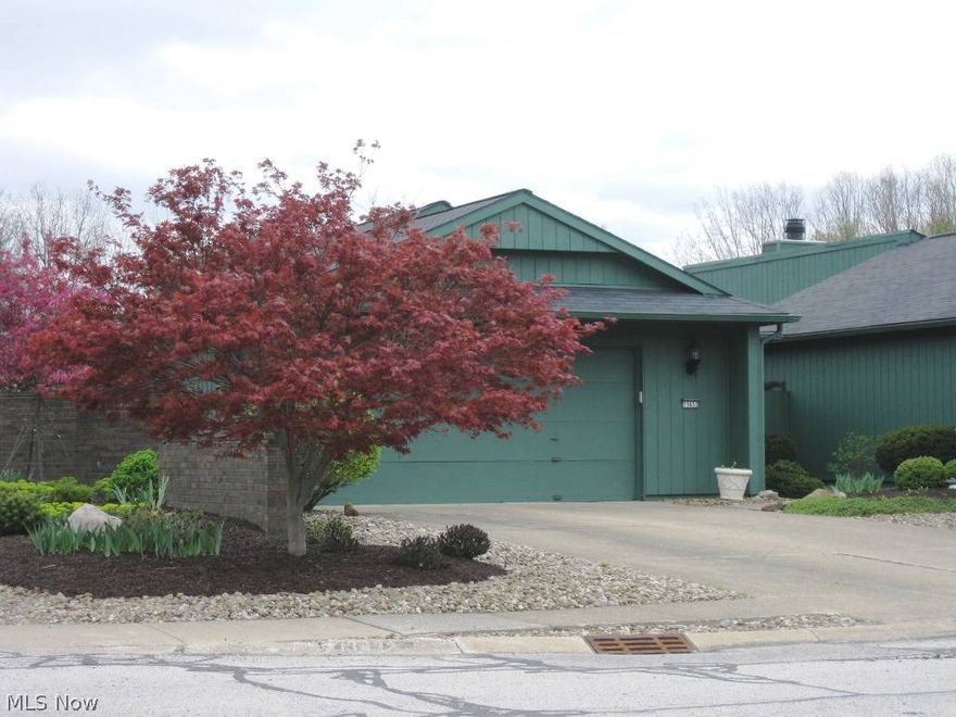 Beautiful Valley Creek cluster home in Ledgewood subdivision. Enjoy the spacious great room with dining area, fireplace, large eat-in kitchen with an eating island, large beautifully landscaped private court yard, newer thermopane windows throughout, gas heat, spacious MBR & bath with a large wheelchair accessible shower. Has wider hallways,wheelchair ramp in spacious 2 car garage, plus much more.