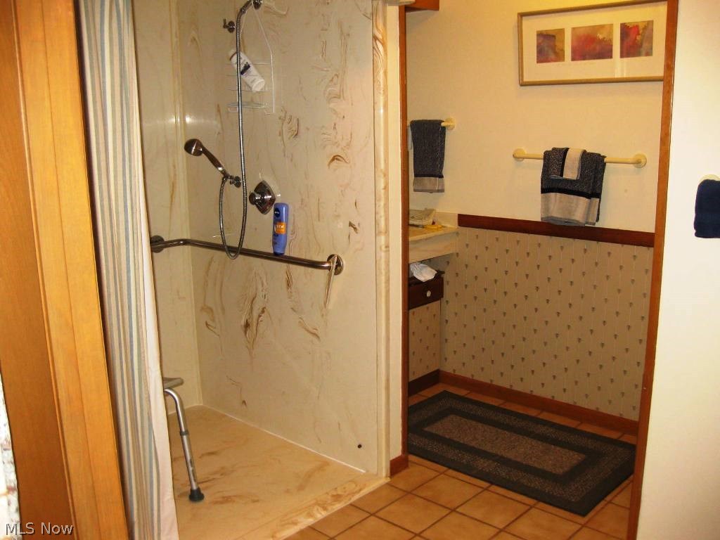 Valley Creek Village - Residential