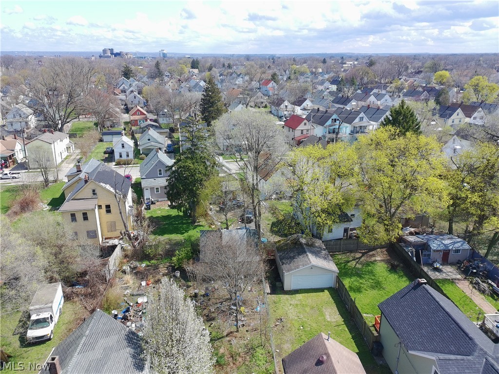 Joseph Storers Allotment - Land