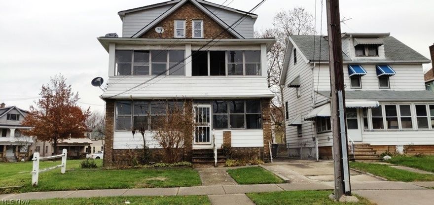 Great opportunity to generate income, live in one unit and rent the others. Large Colonial with 5 bedrooms 3 baths. Don't miss out, it wont last long!