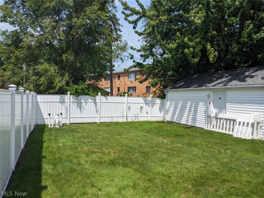 Wallace 01 - Residential