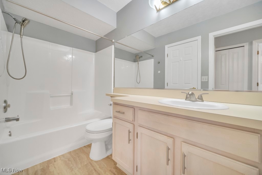23322 Grist Mill Court #18C, Olmsted Falls, Ohio image 33