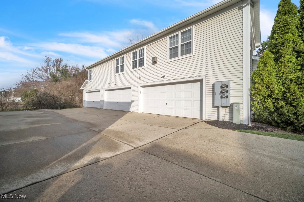 23322 Grist Mill Court #18C, Olmsted Falls, Ohio image 6