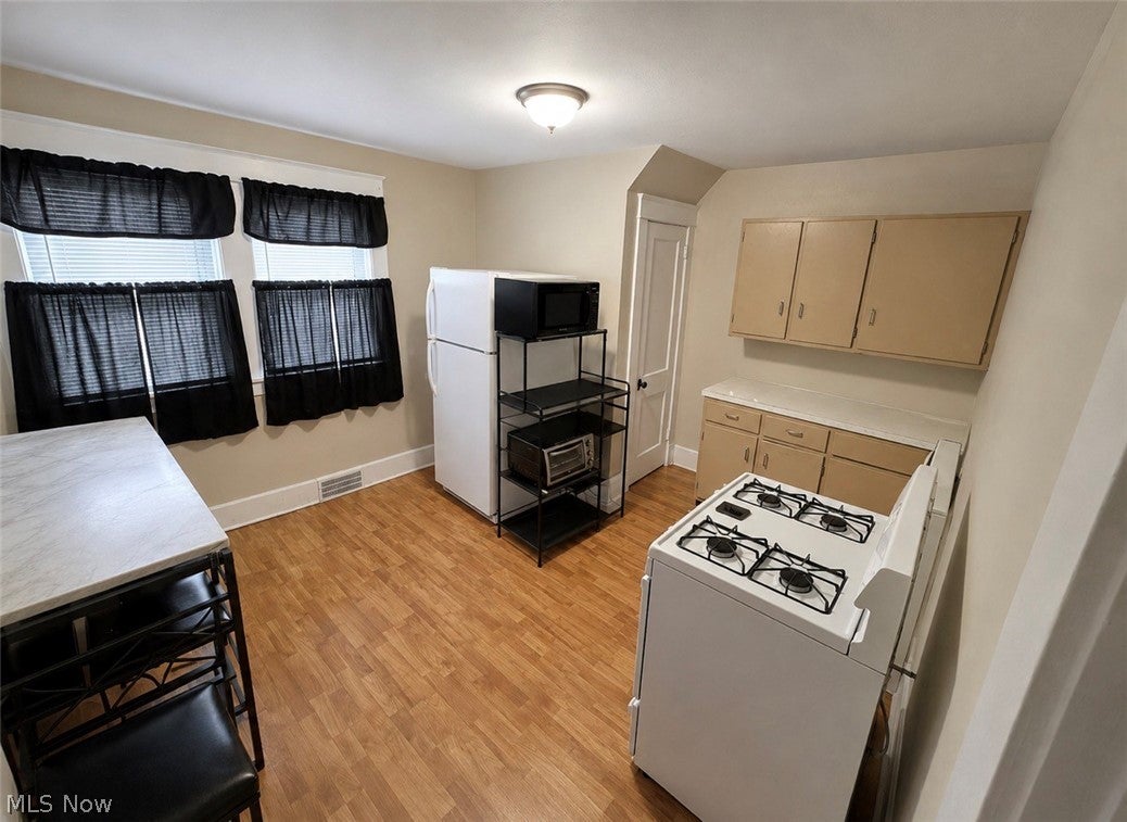 273 Alameda Avenue
