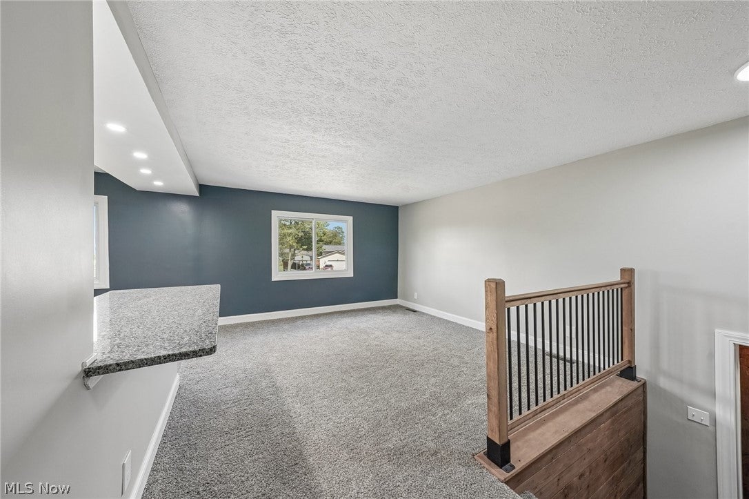 1475 Laurel Drive