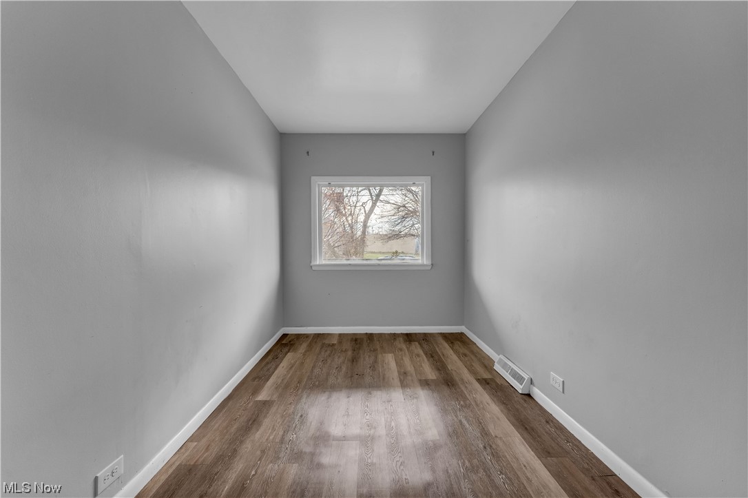 Krakow Sub - Residential Lease