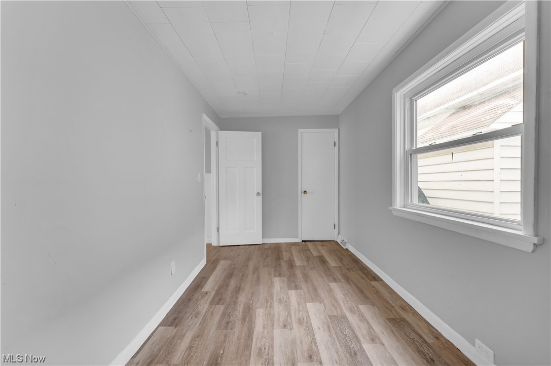 Krakow Sub - Residential Lease