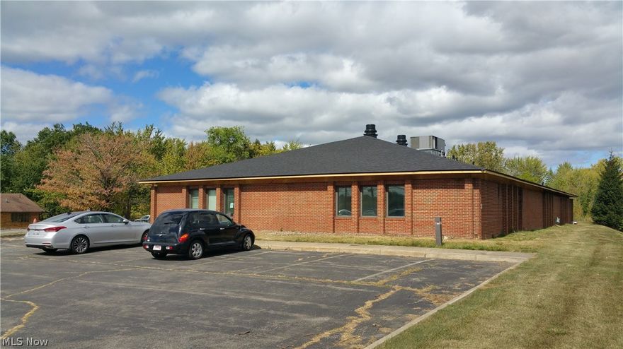 Great space for doctor's , medical equipment or anything associated with Southwest Hospital ! Directly across the street with easy access to downtown Berea or Baldwin Wallace College ! Close to I71 - Great location ! The space is flexible it could be smaller or possibly a little larger if needed. It would make a great doctor's office with possibly three - four doctors sharing the space with their own private offices ! Many possibilities !!