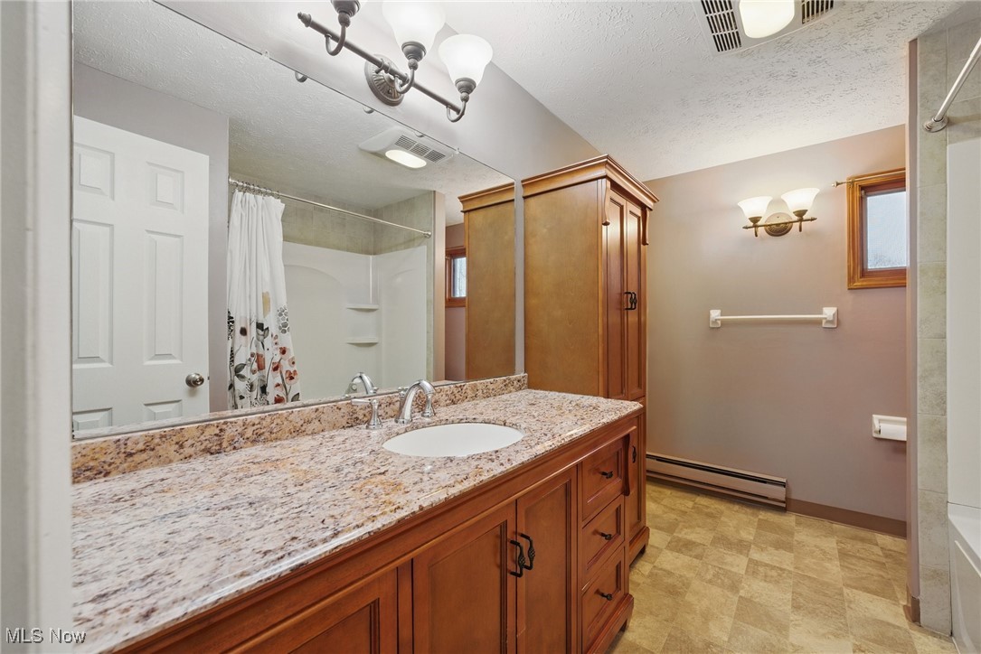 5430 Manning Circle, North Ridgeville, Ohio image 28