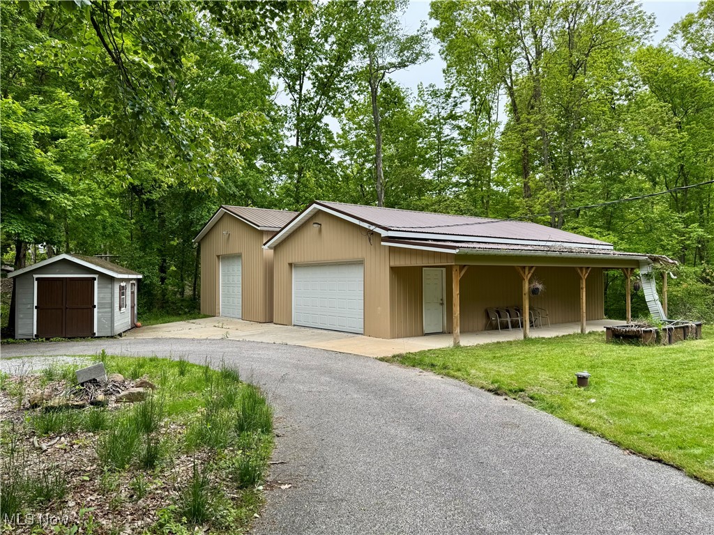 12710 Kinsman Road, Burton, Ohio image 44