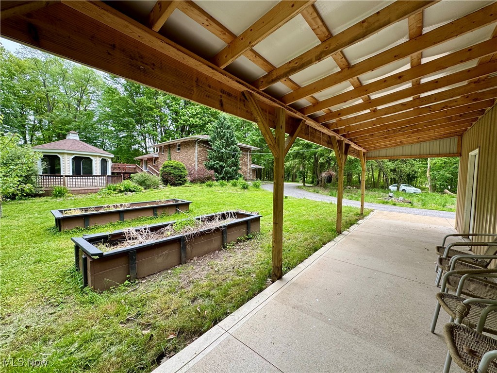 12710 Kinsman Road, Burton, Ohio image 3