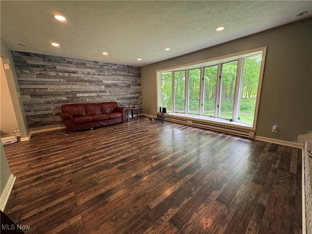 12710 Kinsman Road, Burton, Ohio image 9