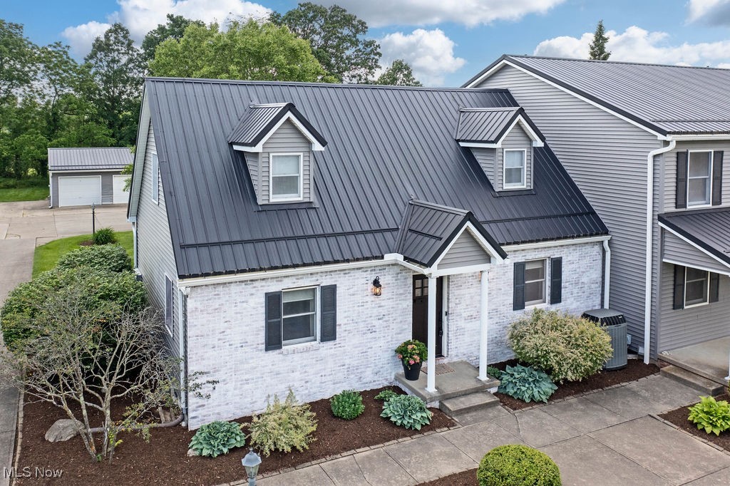 2753 Country Mdws Condo - Residential