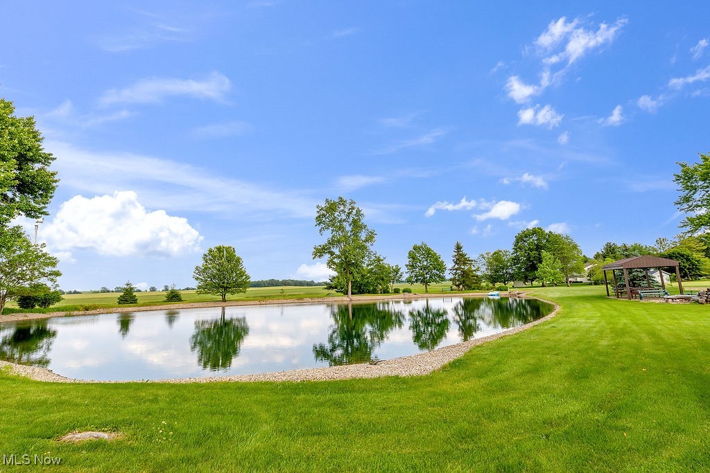 2753 Country Mdws Condo - Residential