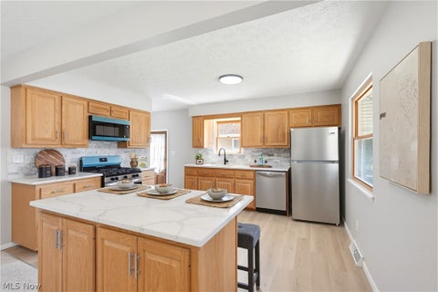 Tiny photo for 517 Fulmer Avenue, Akron, OH 44312 (MLS # 5240086)