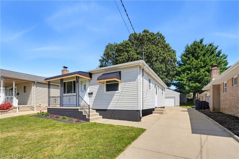 Tiny photo for 517 Fulmer Avenue, Akron, OH 44312 (MLS # 5240086)
