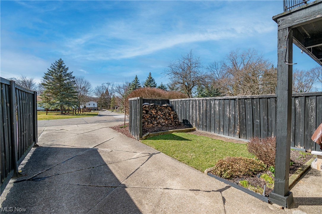 Four Seasons - Residential