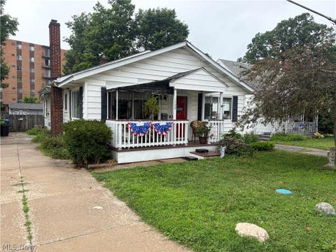 Homes For Sale - 1088 Beachview Road<br/> Lake County, Willoughby, OH 44094