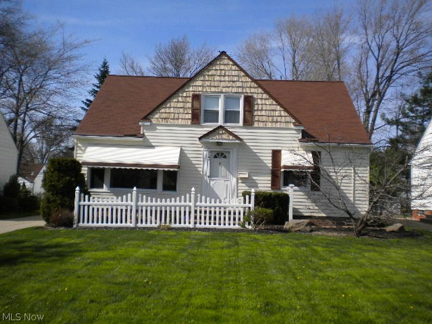 IMMACULATE LYNDHURST CAPE COD * NEWER KITCHEN AND BATHS *  3 BEDROOMS 1 FULL BATH ON FIRST 1/2 BATH ON SECOND WALK IN CLOSET ON SECOND* REC ROOM  WITH GLASS BLOCK WINDOWS AND AREA USED AS AN OFFICE *  BRICK PATIO * 3 CAR GARAGE * HARDWOOD FLOORS ON FIRST *