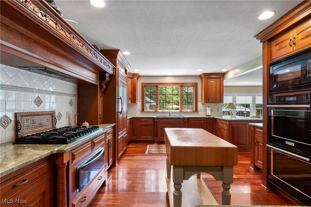 Leatherman - Residential