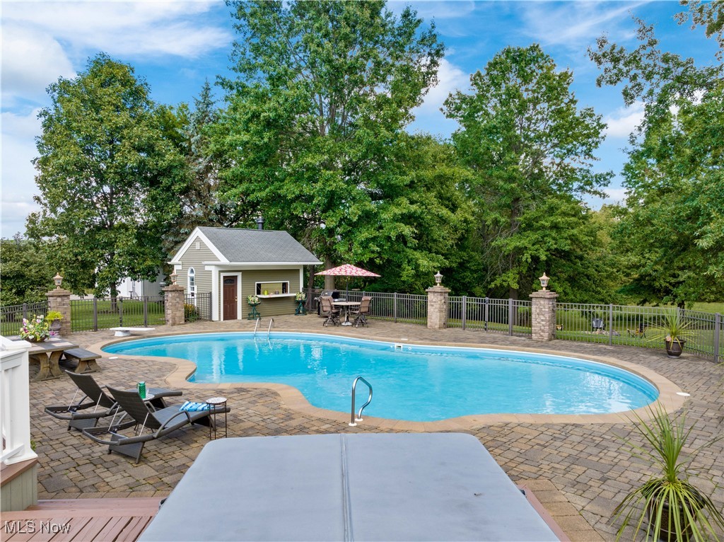 Leatherman - Residential