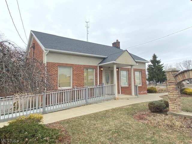 Perfect space for lease dentist, attorney, insurance or small retail business. High traffic area.