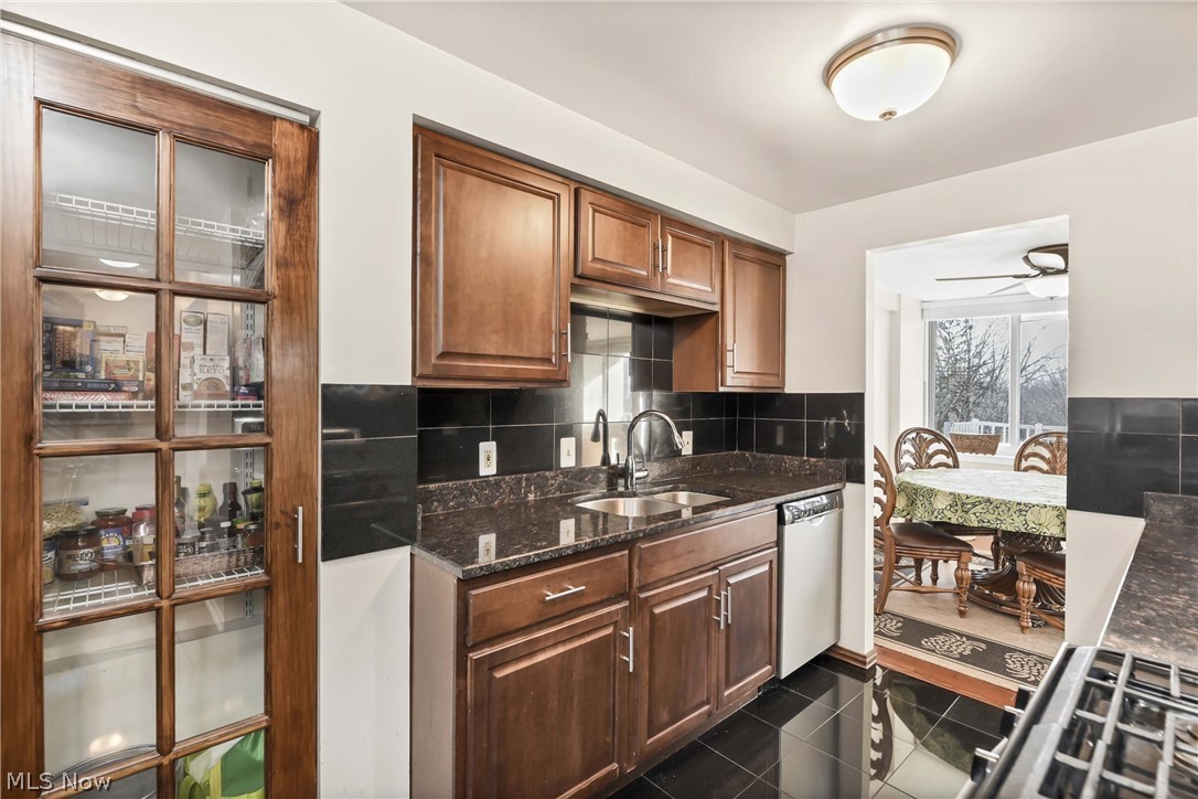 The Carlyle - Residential Lease